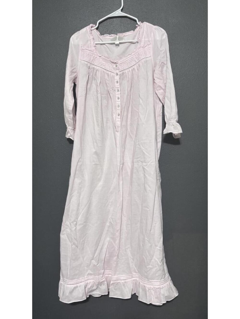 Eileen West Baby Pink Long Sleeve Summery Nightgown Small